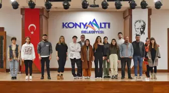 Konyaaltı Belediyesi Tiyatro Akademisi Yetişkinlere Oyunculuk Kursları Düzenliyor