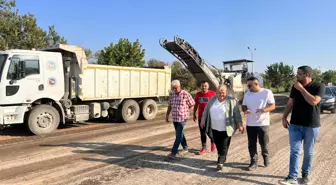 Ceyhan Belediyesi Yol Yenileme Çalışmalarına Devam Ediyor