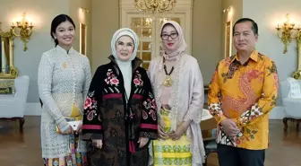 Emine Erdoğan, eylülde görev süreleri dolacak büyükelçiler ve eşleriyle bir araya geldi