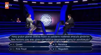 Hangi grubun gitaristi 2006'da Plüton ve uydularını... Kim Milyoner Olmak İster 24 Ağustos Sorusu Cevabı Nedir? 50 Bin TL'lik soru ve cevabı ne?