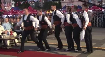 Pişmaniye Festivali Ünlü Geçidine Sahne Oldu