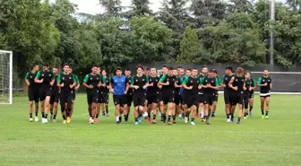 Denizlispor Teknik Direktörü Bülent Ertuğrul: 'İlk maçtan puansız ayrılmak üzücü'