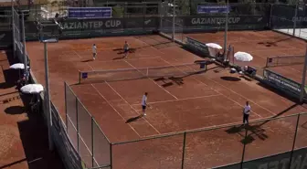 Doğu ve Güneydoğu Anadolu Tenis Takım Şampiyonası Gaziantep'te başladı