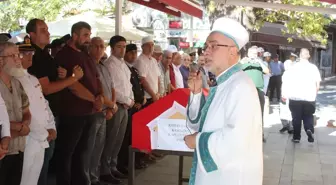 Kıbrıs gazisi Ramazan Kapucuoğlu toprağa verildi
