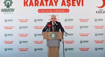 Konya'da Karatay Belediyesi tarafından açılan Karatay Aşevi hizmete sunuldu