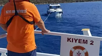 Marmaris'te Karaya Oturan Tekne Kurtarıldı