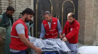 Türk Kızılay, Afganistan'da doğuştan engelli çocuğa yardım eli uzattı