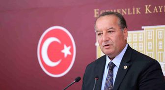 Akay 30 Ağustos Zafer Bayramı'nı kutladı
