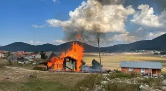 Bolu'da ahşap yayla evinde çıkan yangın söndürüldü