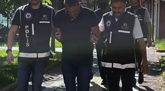 Isparta'da kamu kurumlarında işe aldırma vaadiyle dolandırıcılık yapan 2 şüpheli tutuklandı