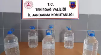 Tekirdağ'da ev ve otomobilde 150 litre sahte içki ele geçirildi