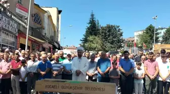 Eski eşi tarafından keser sapı ile öldürülen kadın son yolculuğuna uğurlandı