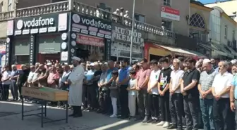 Ordu'da Eski Eşi Tarafından Sopayla Dövülerek Öldürülen Kadın Toprağa Verildi