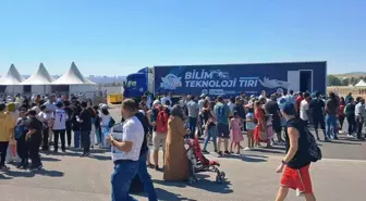 Kepez Belediyesi'nin Bilim ve Teknoloji Tırı TEKNOFEST Ankara'da İlgi Gördü