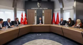 Kılıçdaroğlu, CHP Ankara İl Başkanı Ali Hikmet Akıllı'yı kabul etti