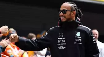 Lewis Hamilton ve George Russell'ın Mercedes ile sözleşmeleri uzatıldı