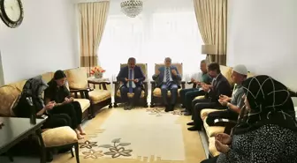 Tokat Valisi Numan Hatipoğlu Çorum'da şehit Çalgay'ın ailesini ziyaret etti