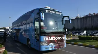 Trabzonspor, Kasımpaşa maçı için İstanbul'a gitti