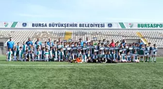 Bursaspor Futbol Okulu Yaz Dönemi Törenle Sonlandı