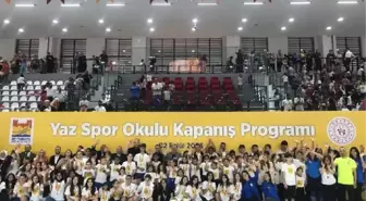 SPOR Bakan Bak, Avrupa Şampiyonası'nda finale kalan Filenin Sultanlarını tebrik etti