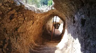 Akyaka'da Orta Çağ'dan Kalma Tünelde Temiz Su Kaynağı Bulundu