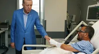 Cumhurbaşkanı Erdoğan, denizde kaza geçiren Sabancı çiftini ziyaret etti