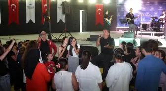 Derince Gençlik Festivali Gökhan Birben konseriyle sona erdi