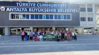 Antalya'nın Korkuteli ilçesinde grup yolunda asfaltlama çalışmaları başladı