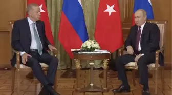 Kremlin'den Erdoğan-Putin zirvesiyle ilgili ilk açıklama: Görüşmelerin ilk kısmı yapıcı geçti, anlaşma imzalanması beklenmiyor