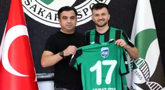 Sakaryaspor, Murat Cem Akpınar ile sözleşme imzaladı