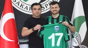 Sakaryaspor, Murat Cem Akpınar'ı transfer etti