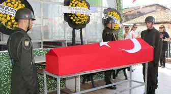 Astsubay Kıdemli Başçavuş Abdullah Şener Özkaya'nın Cenazesi Memleketinde Defnedildi