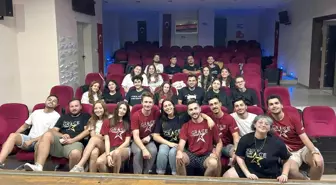 Bayraklı Belediyesi ve AIESEC İngilizce Eğitim Kongresinde Gençlerle Buluştu