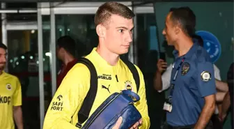 Fenerbahçe'nin yeni transferi Dominik Livakovic, yılın kalecisi ödülüne aday gösterildi