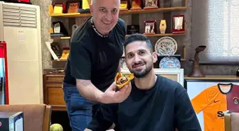 Adana Demirsporlu Futbolcu Emre Akbaba, Boru Kebap Yedi