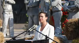 Selçuk'un düşman işgalinden kurtuluşunun 101. yılı için resmi tören düzenlendi