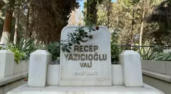 Eski Vali Recep Yazıcıoğlu'nun Anma Töreni Düzenlendi