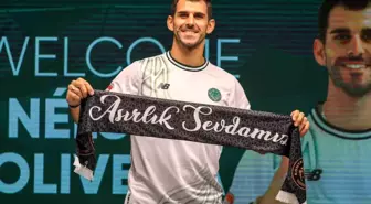 Konyaspor, Nelson Oliveira ile 2 yıllık sözleşme imzaladı