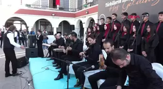 Bakan Tekin Van'da öğretmenlerle buluştu