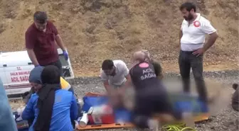 Balık tutmak isterken dengesini kaybederek suya düşen şahıs boğuldu