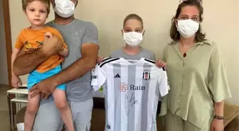 Lösemi Hastası Çocuğun Beşiktaş Forması Hayali Gerçek Oldu