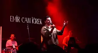 'Ali Cabbar' Şarkısıyla Emir Can İğrek Bursa'da Sahne Aldı
