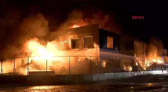 Manisa'da Geri Dönüşüm Tesisi Yangını