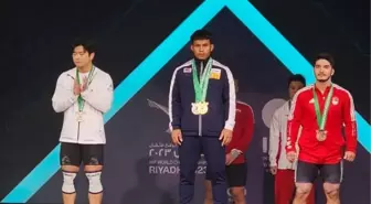 Muhammed Furkan Özbek Dünya Büyükler Halter Şampiyonası'nda Bronz Madalya Kazandı