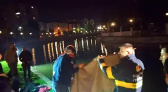 Eskişehir'de Porsuk Çayı'nda 2 kardeşten biri hayatını kaybetti