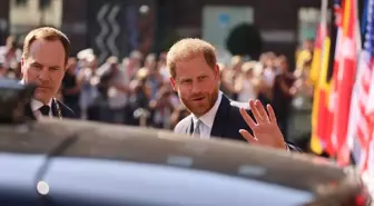 Prens Harry, Almanya'da Invictus Games için karşılandı