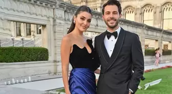 El ele, göz göze! Hakan Sabancı ve Hande Erçel'den romantik gün batımı pozu