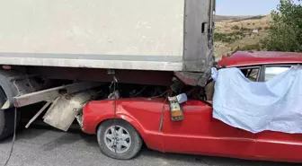 Konya'da trafik kazasında hayatını kaybeden sürücünün eşi de hayatını kaybetti