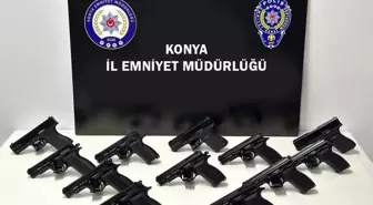 Konya'da Polis Operasyonunda Çok Sayıda Ruhsatsız Silah Ele Geçirildi