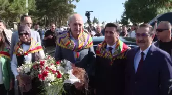 TBMM Başkanı Numan Kurtulmuş Ertuğrul Gazi Türbesi'ni Ziyaret Etti